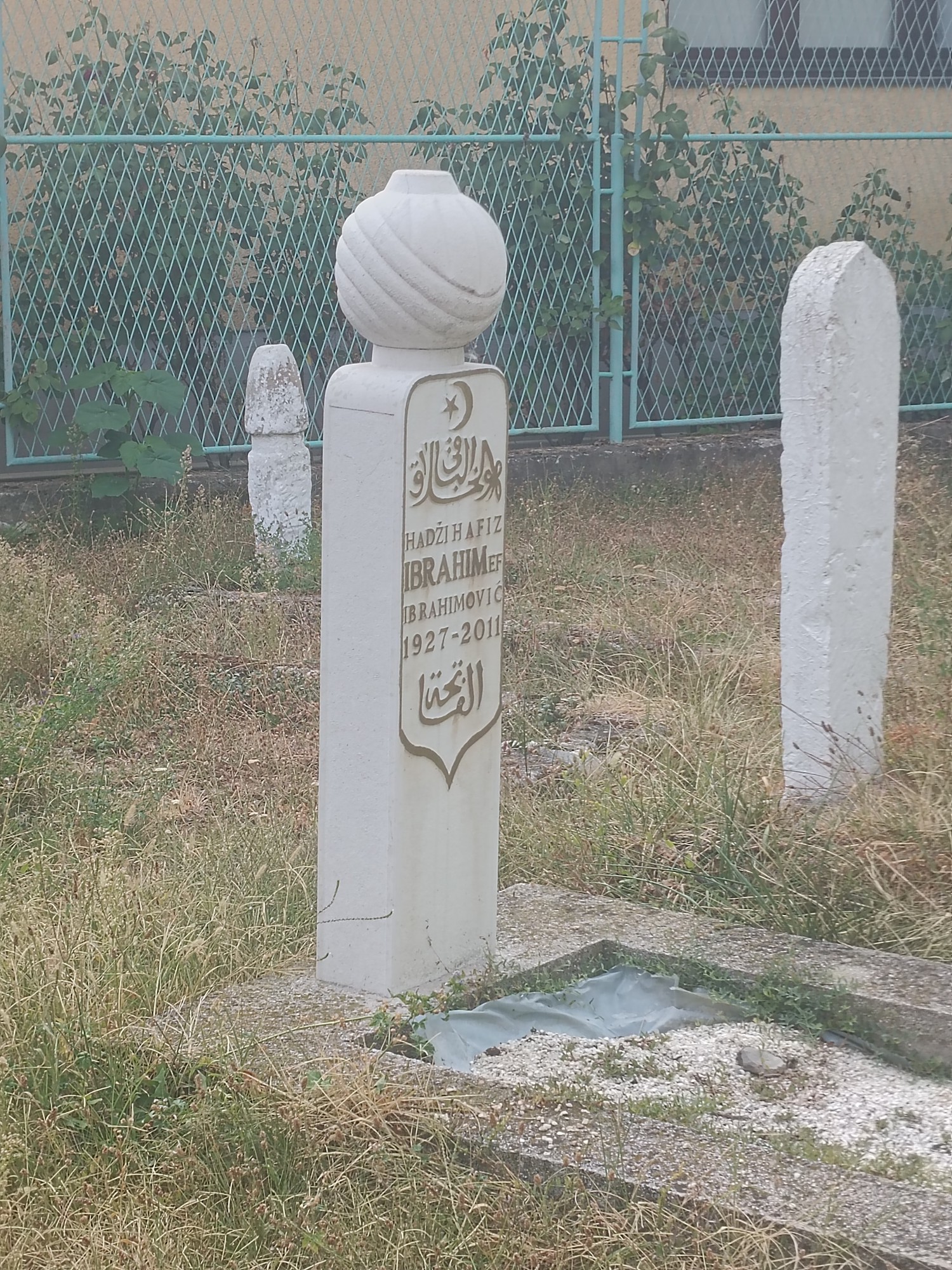 Fotografija groba Ibrahim Ibrahimović